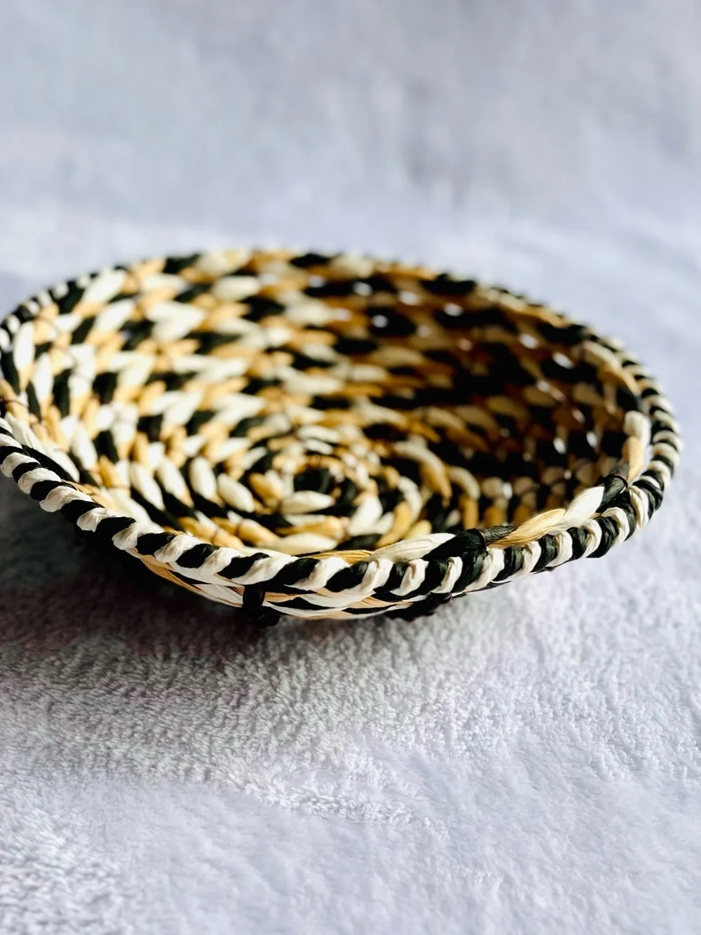 Handwoven Natural, White & Black- Wicker & Wire Decorative Basket - Home Accents